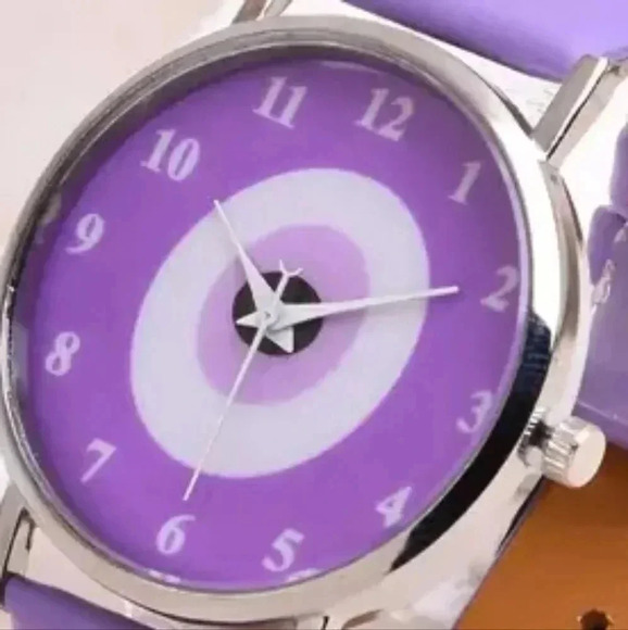 Beautiful classy..business like watch..collectable choice..NWT - Picture 2 of 4